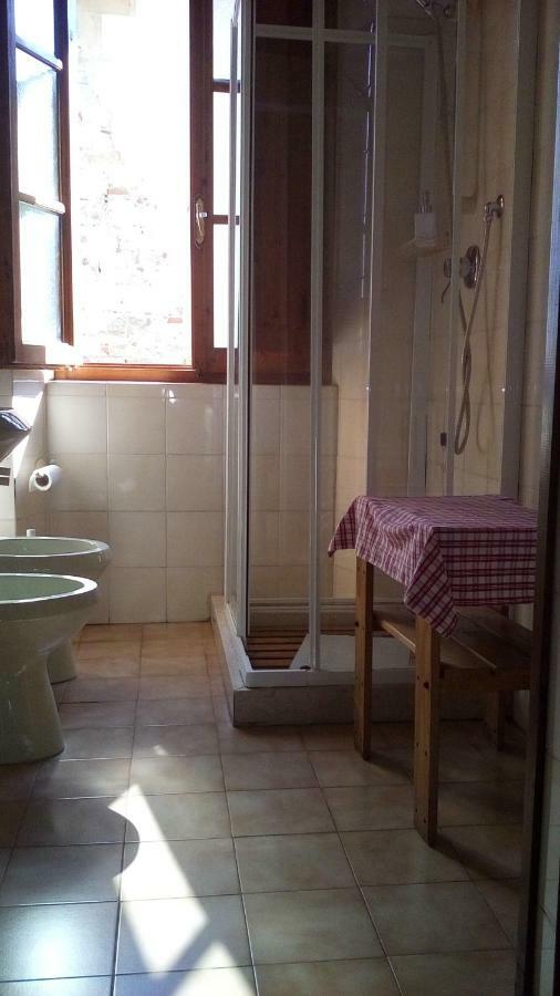 Little B&B Della Pieve フィリーネ・ヴァルダルノ エクステリア 写真